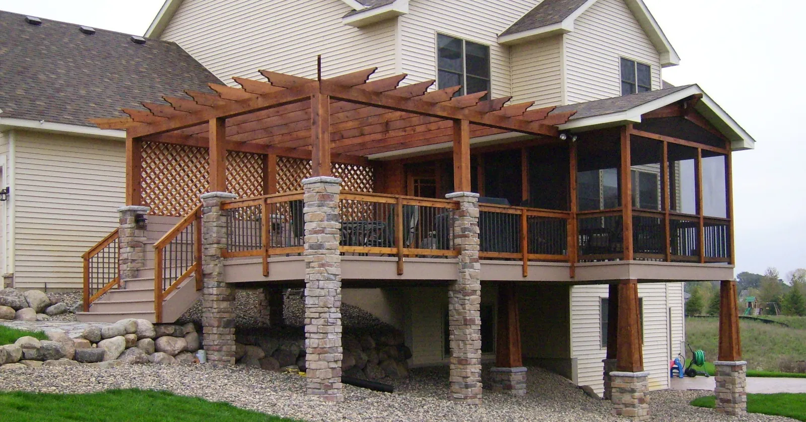 Deck Pergola by BN Builders