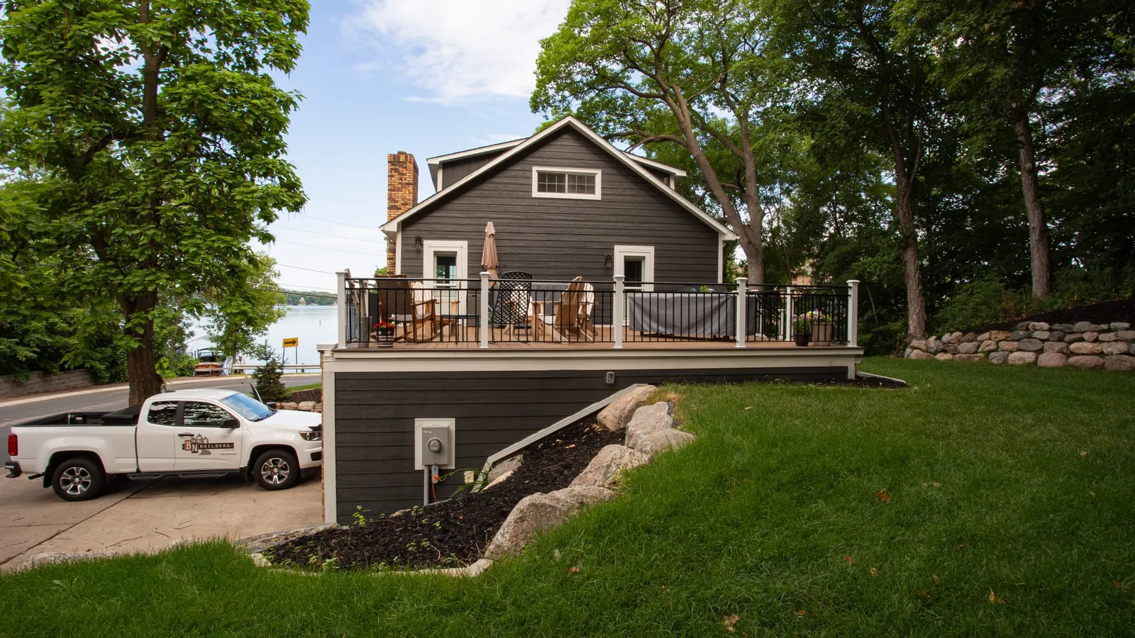 Trex deck aluminum railing mound MN by BN Builders