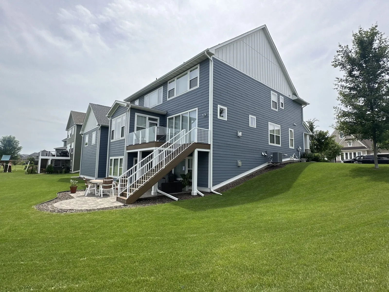 Trex transcends havana gold deck after lakeville MN by BN Builders